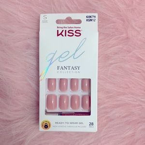 💖{Kiss Nails}💖